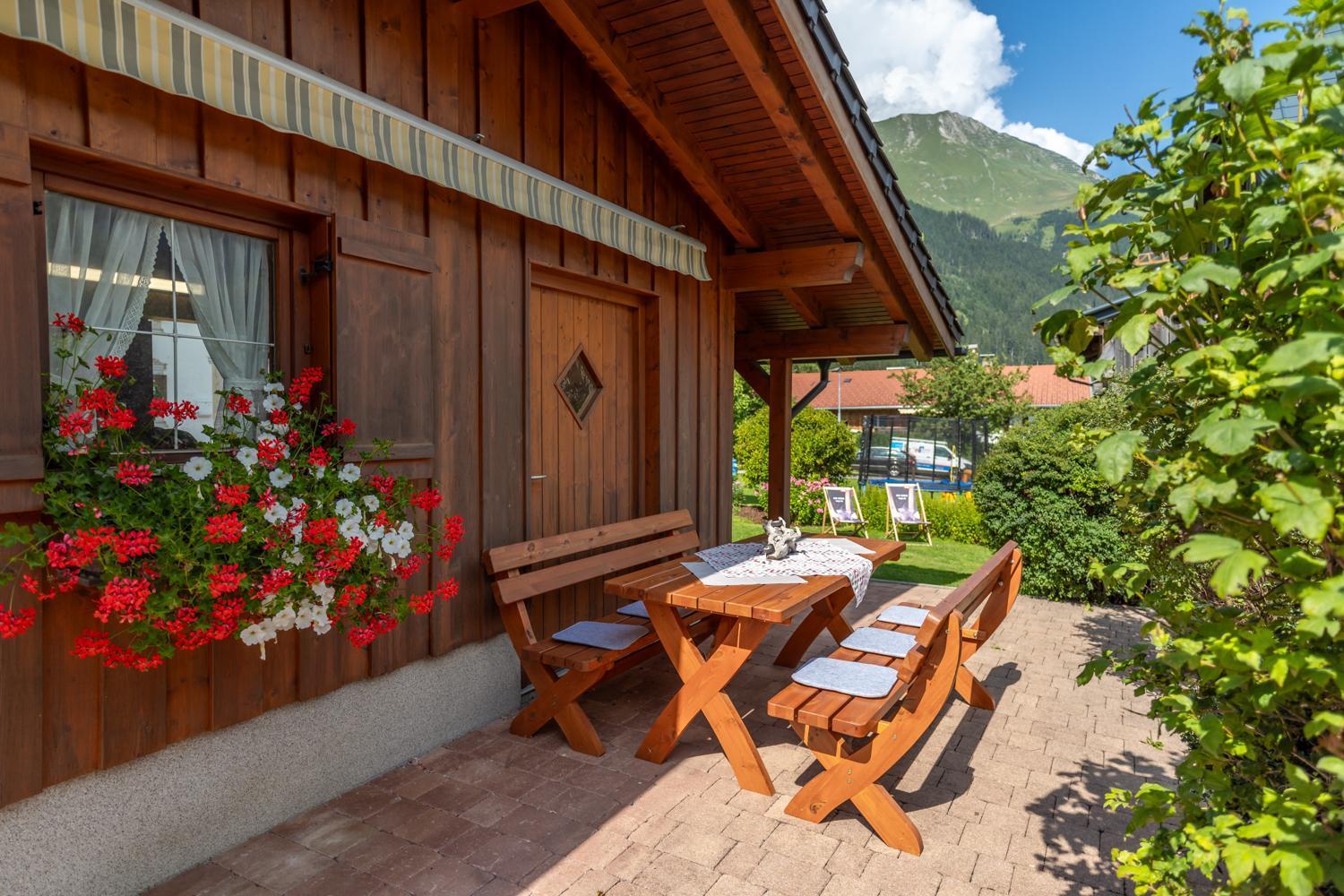 Landhaus Schmidt Elbigenalp Buitenkant foto