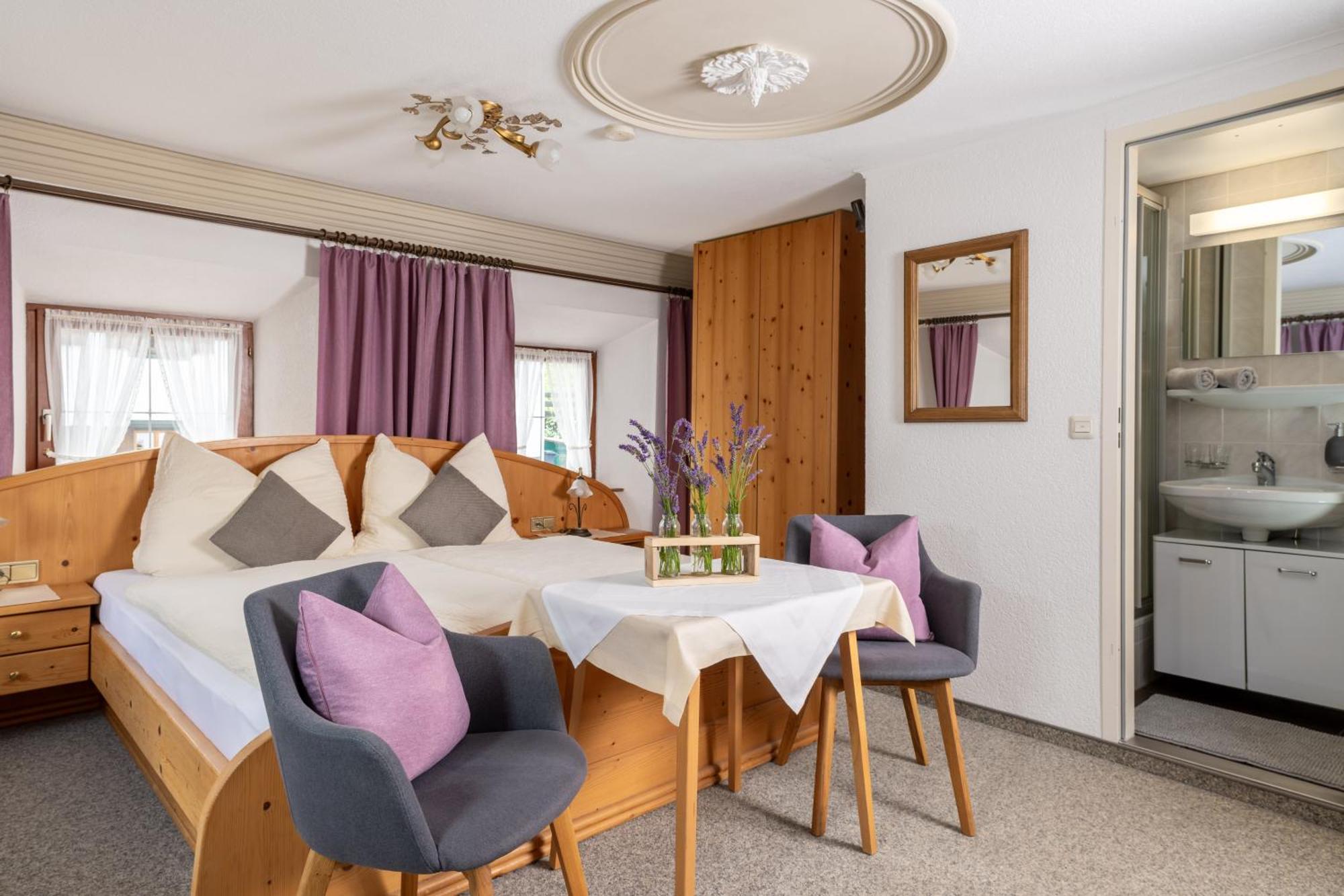 Landhaus Schmidt Elbigenalp Kamer foto