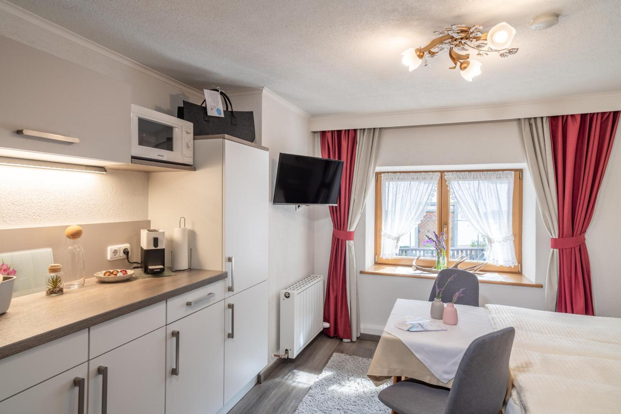 Landhaus Schmidt Elbigenalp Kamer foto