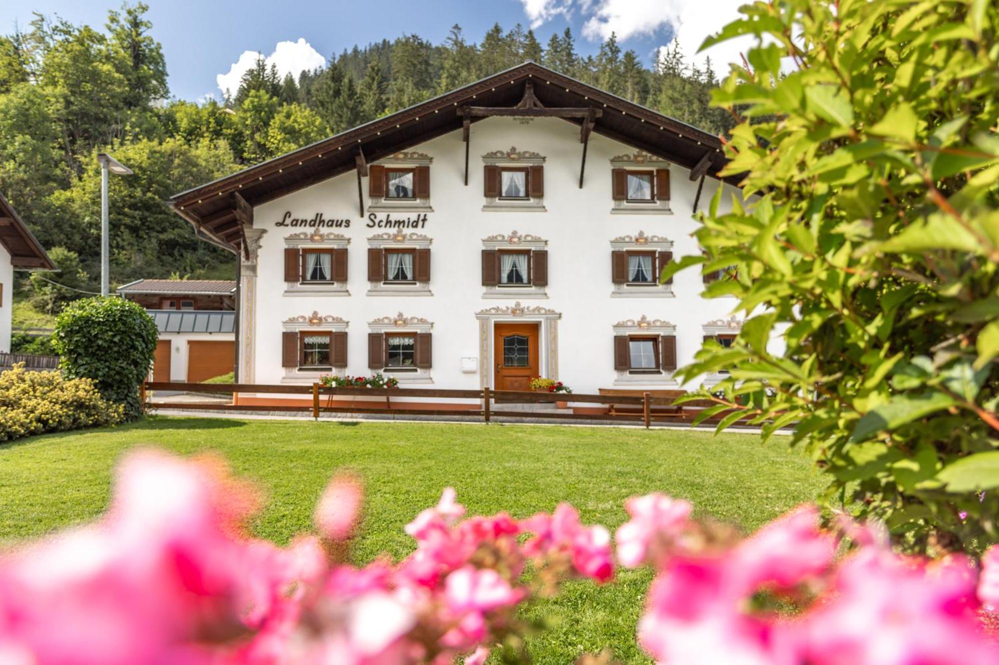 Landhaus Schmidt Elbigenalp Buitenkant foto